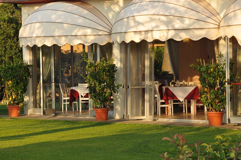 La Quiete Park Hotel Manerba del Garda Esterno foto