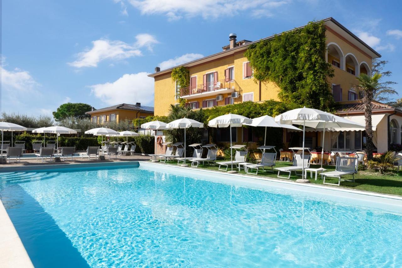 La Quiete Park Hotel Manerba del Garda Esterno foto