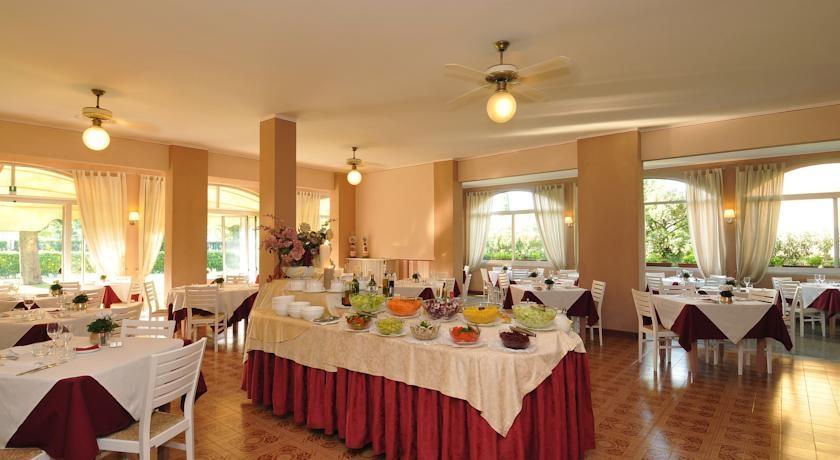 La Quiete Park Hotel Manerba del Garda Esterno foto