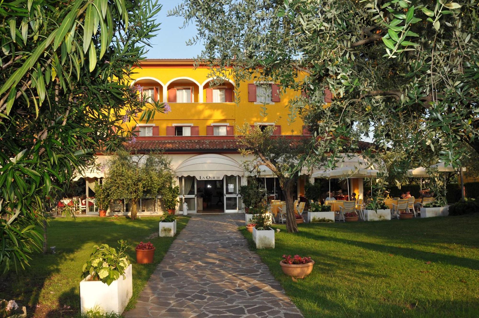 La Quiete Park Hotel Manerba del Garda Esterno foto
